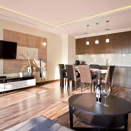 Apartament Z Widokiem Na Zuraw - 94m2 Apartment Gdansk
